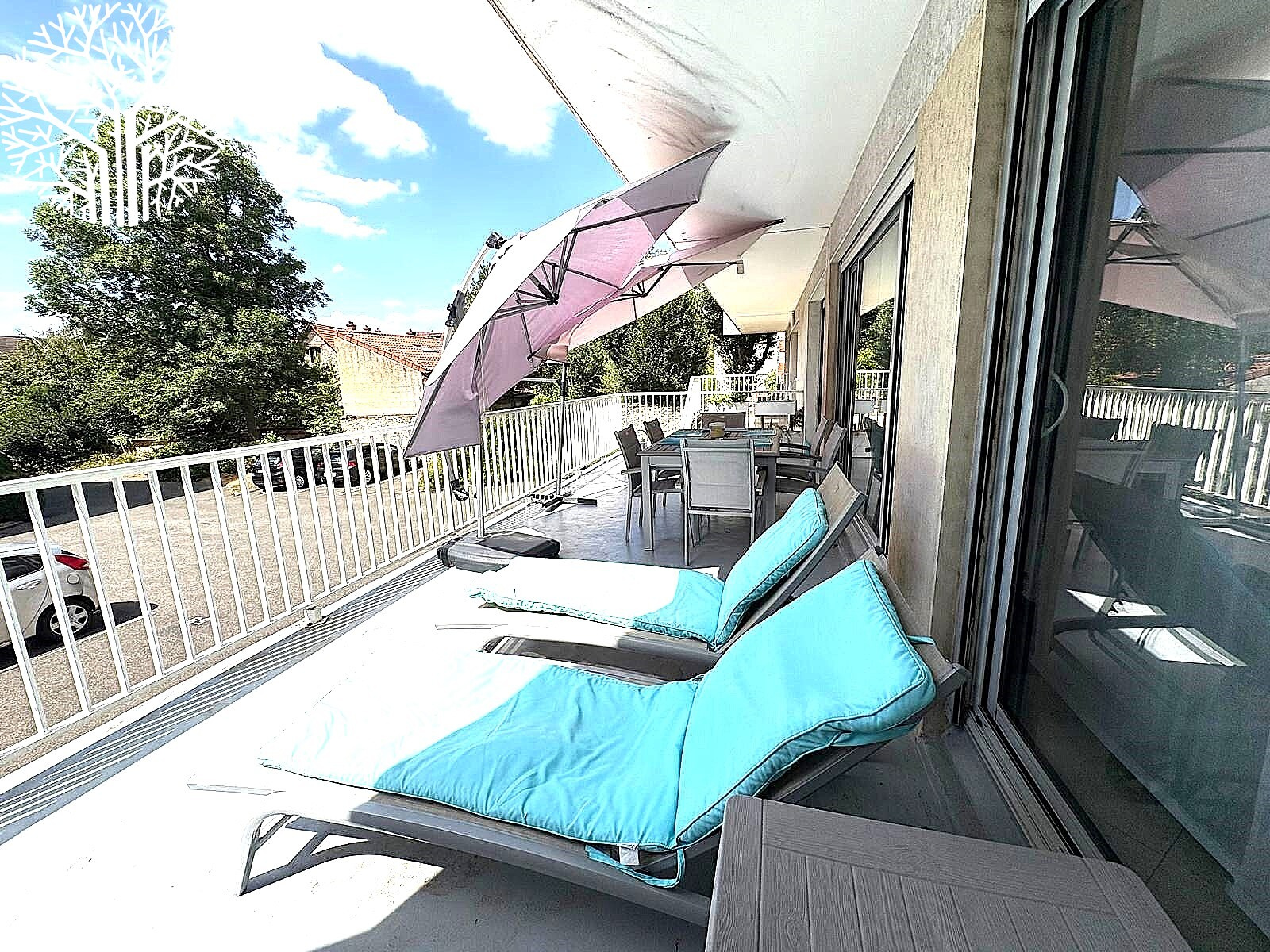 APPARTEMENT AVEC JARDIN ET TERRASSE
